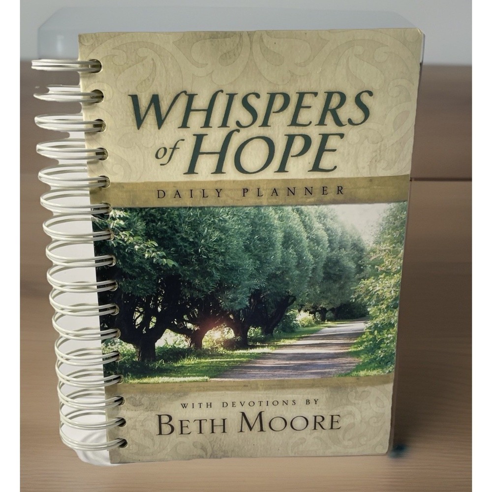 Whispers of Hope Daily Planner with Devotional by Beth Moore, Spiral bound - Picture 2 of 8
